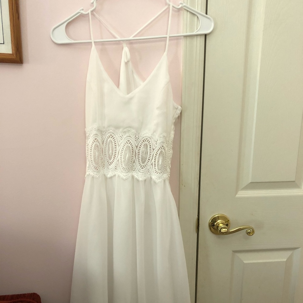 White semi-formal mini dress